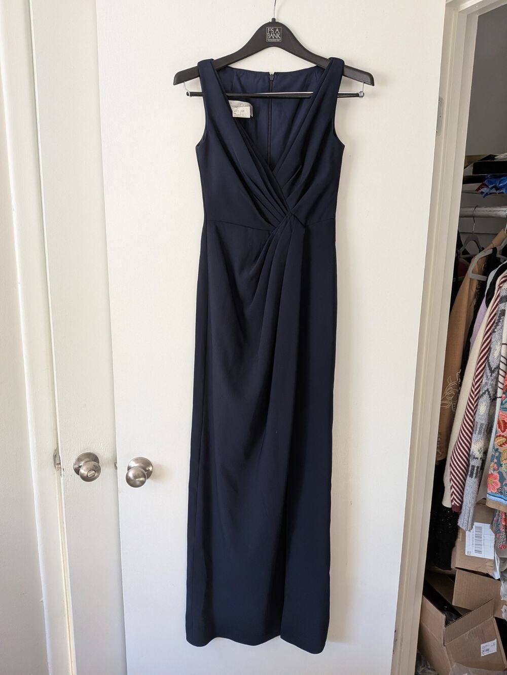 Jenny Packham Bridesmaids Gown Midnight Navy Blue V-Neck Maxi Dress Size 0 JP101
